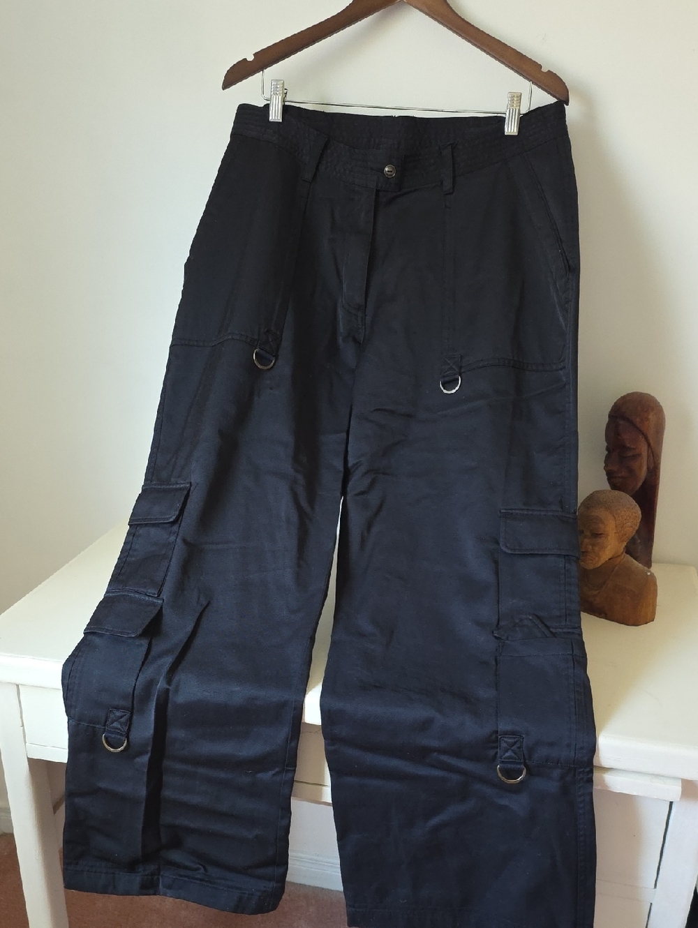 American Eagle Women's Black Cargo Pants with Utility Rings